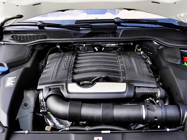 發(fā)動機蓋應用