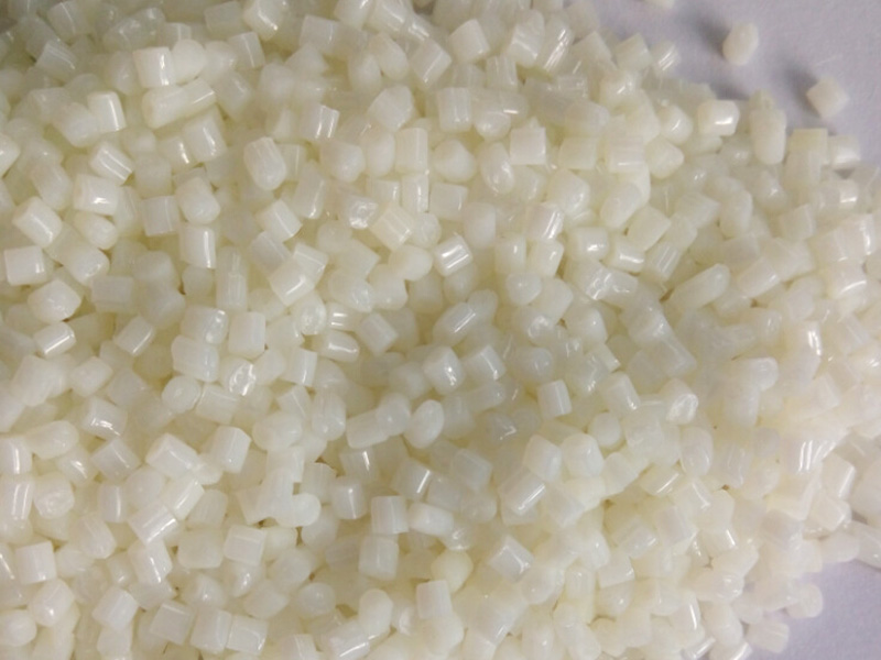 PA46跟PBT啥區(qū)別？性能對比！