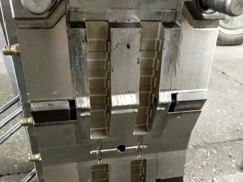 尼龍塑料模具要不要省模？